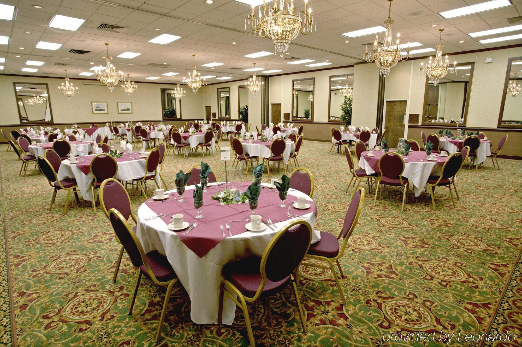 Quality Inn Near Hampton Coliseum Restoran fotoğraf